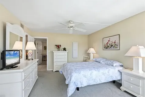 1215 S Portofino Drive Sarasota FL 34242