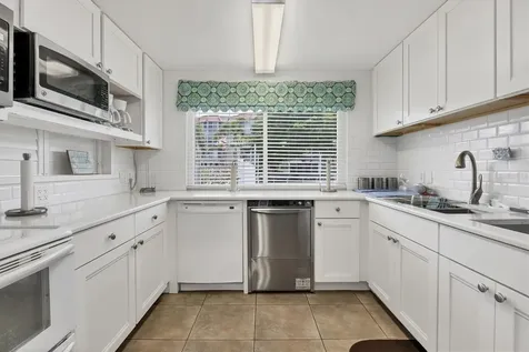 1215 S Portofino Drive Sarasota FL 34242