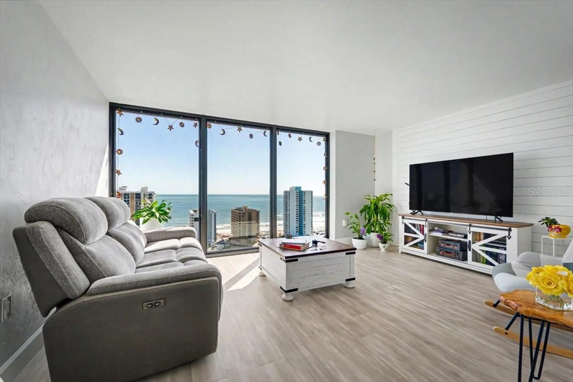 1 Oceans West Boulevard Daytona Beach FL 32118