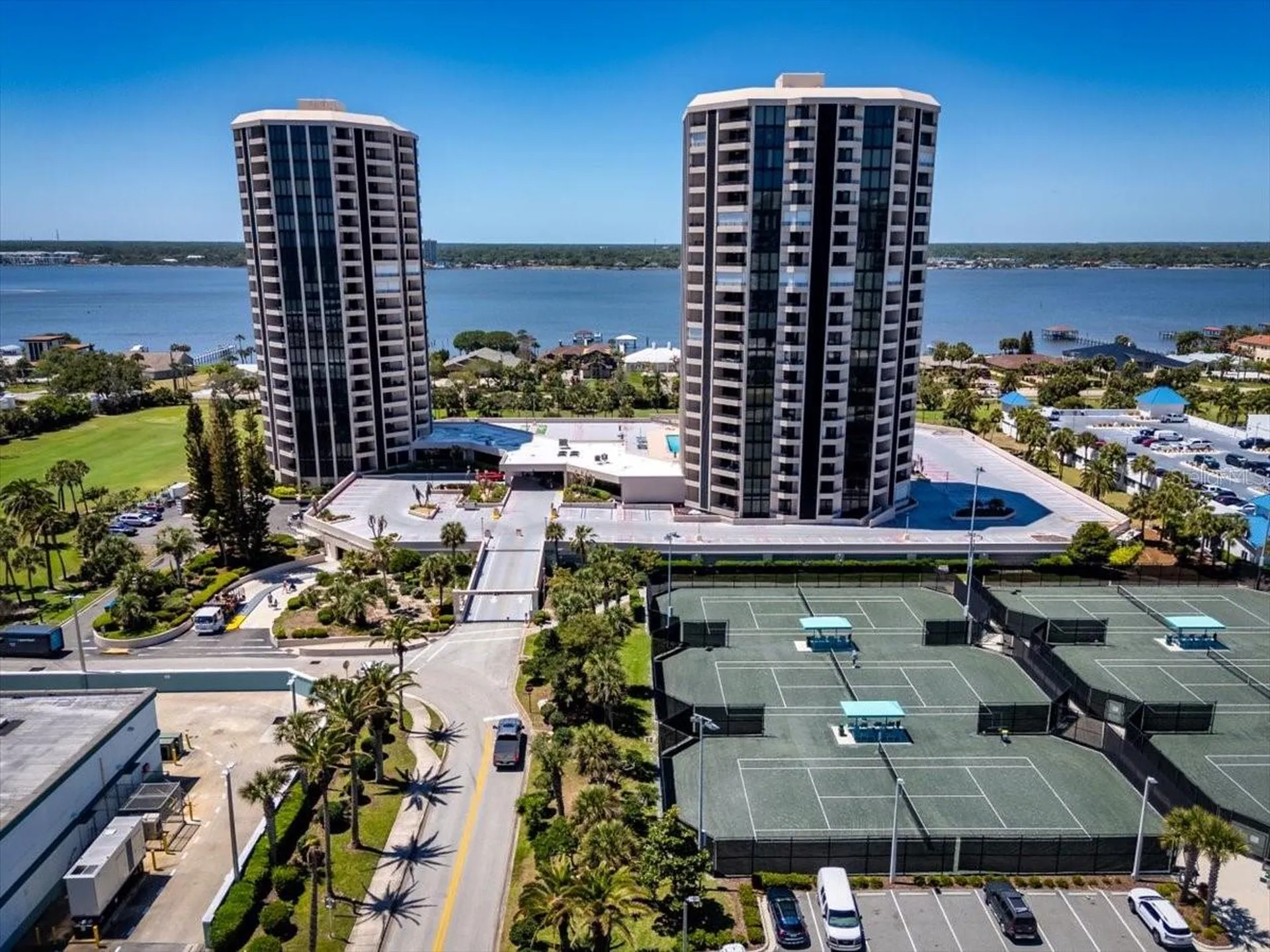 1 Oceans West Boulevard Daytona Beach FL 32118
