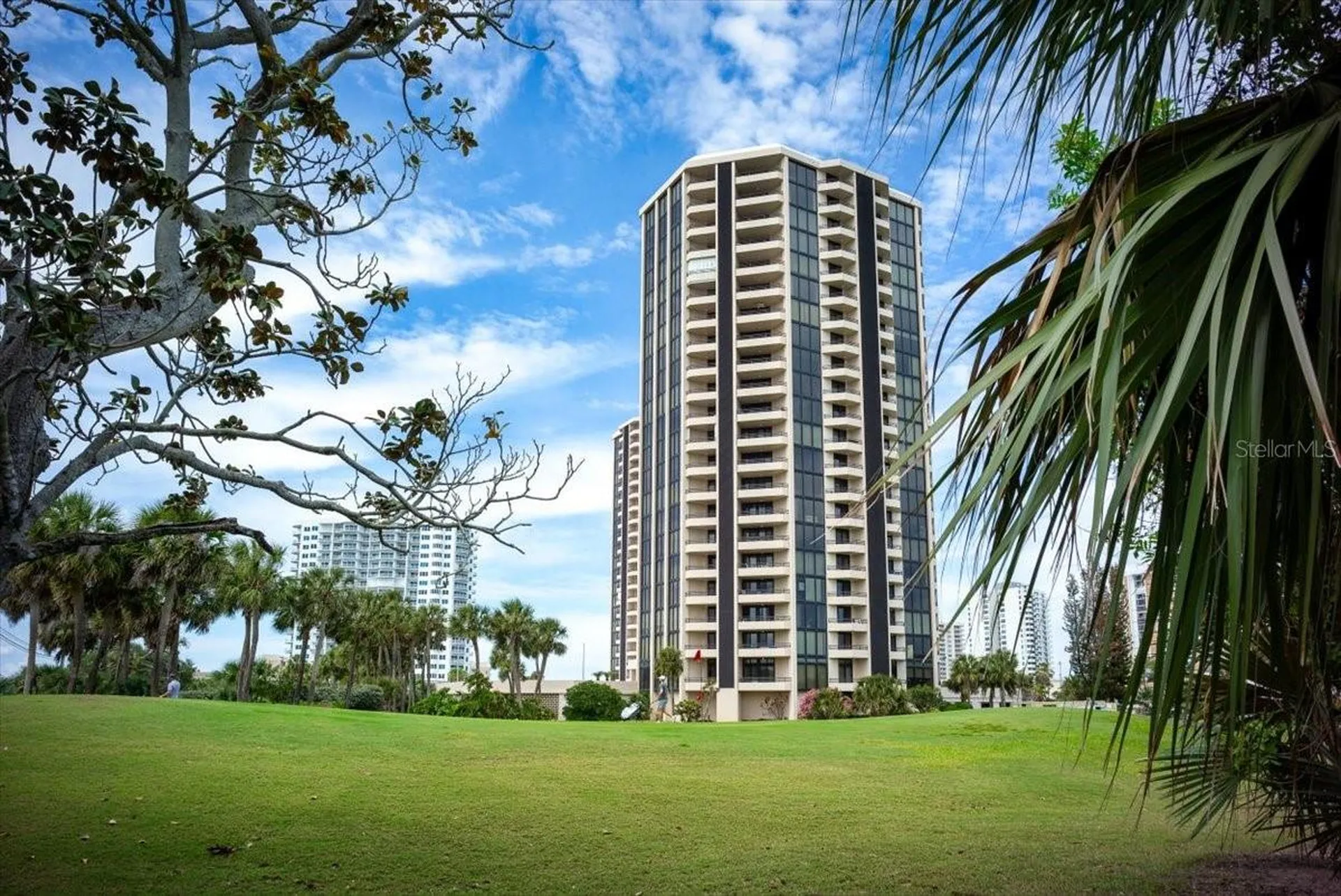 1 Oceans West Boulevard Daytona Beach FL 32118