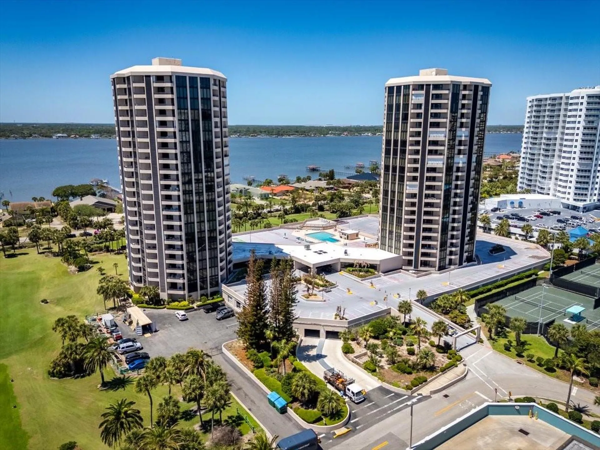 1 Oceans West Boulevard Daytona Beach FL 32118