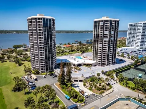 1 Oceans West Boulevard Daytona Beach FL 32118