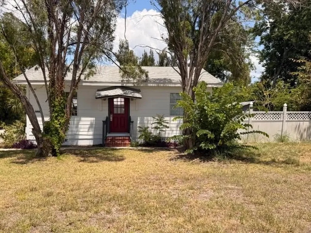 5005 31st Street W Bradenton FL 34207