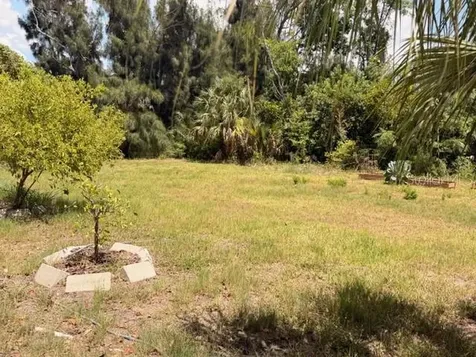 5005 31st Street W Bradenton FL 34207