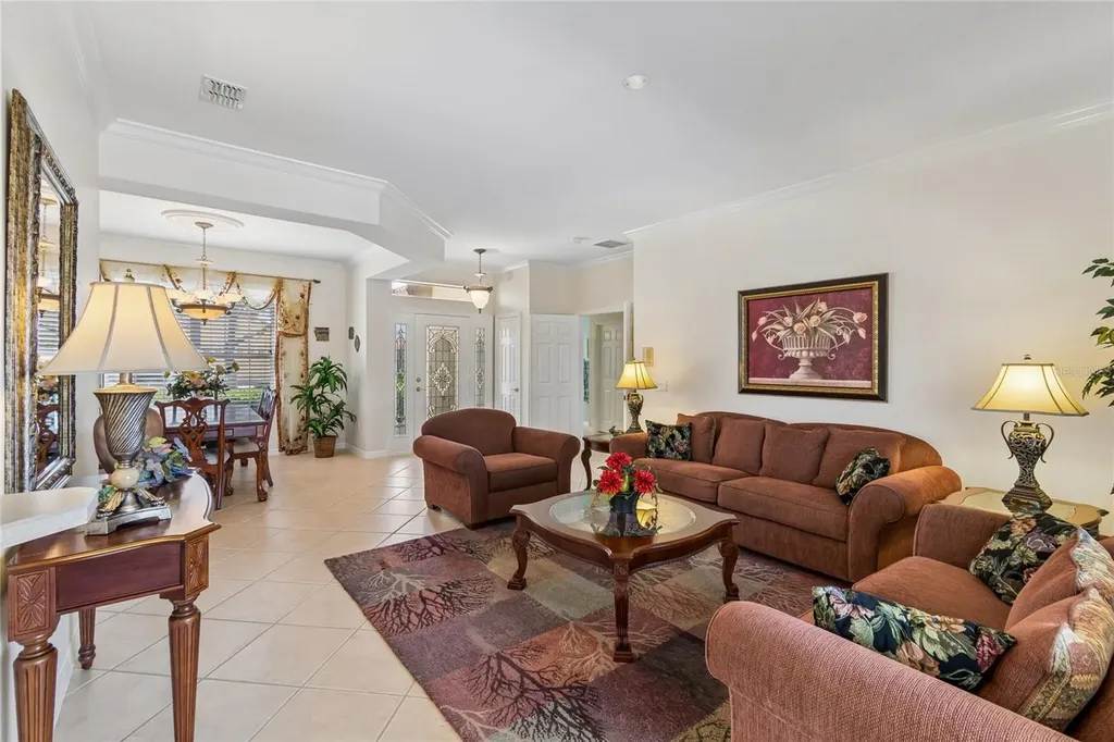 632 Shorehaven Drive Poinciana FL 34759