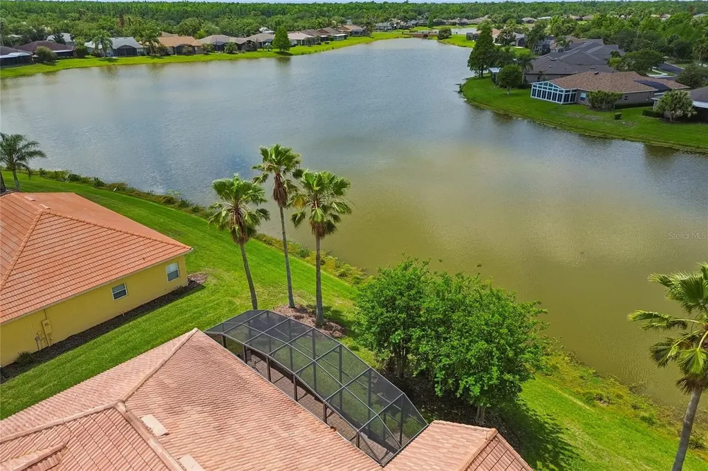 632 Shorehaven Drive Poinciana FL 34759