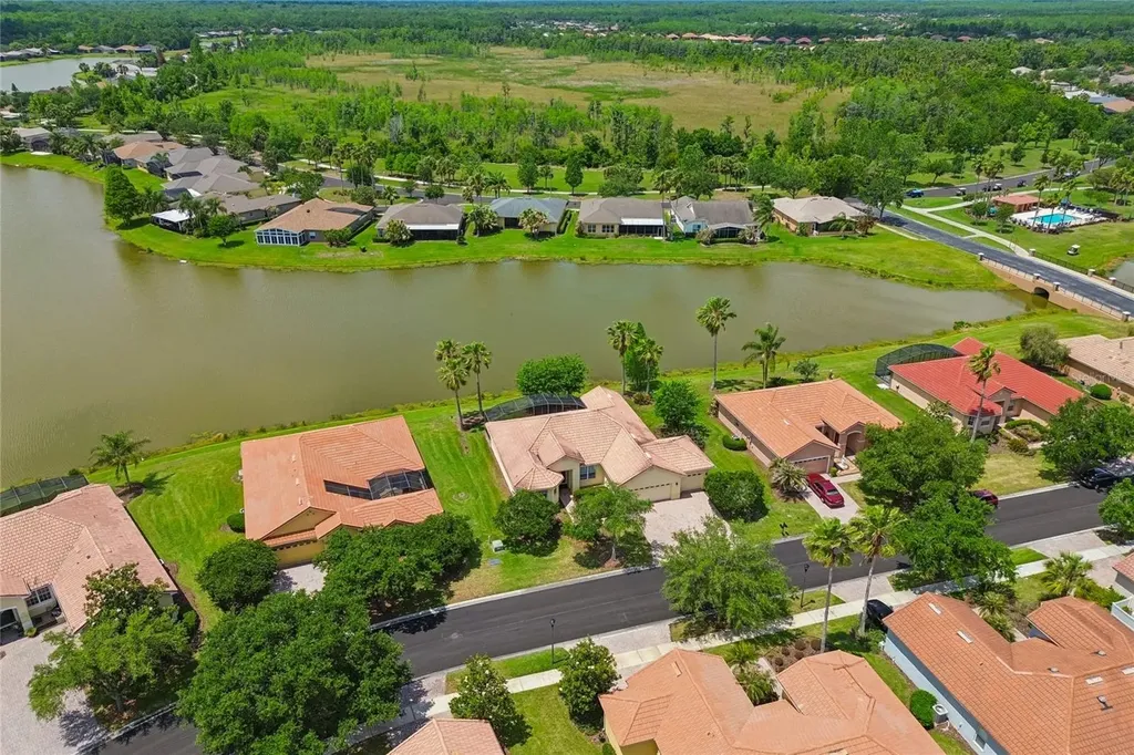 632 Shorehaven Drive Poinciana FL 34759