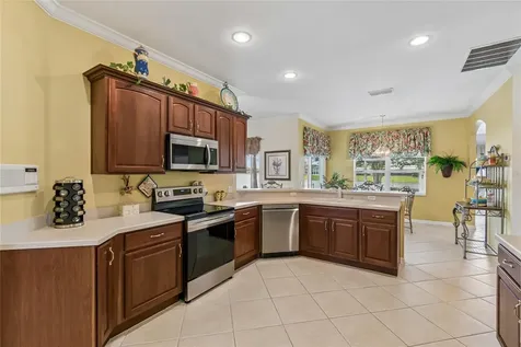 632 Shorehaven Drive Poinciana FL 34759