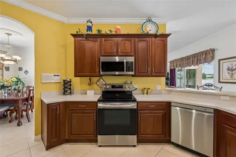 632 Shorehaven Drive Poinciana FL 34759