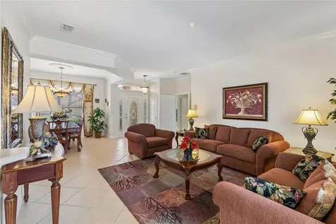 632 Shorehaven Drive Poinciana FL 34759
