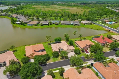 632 Shorehaven Drive Poinciana FL 34759