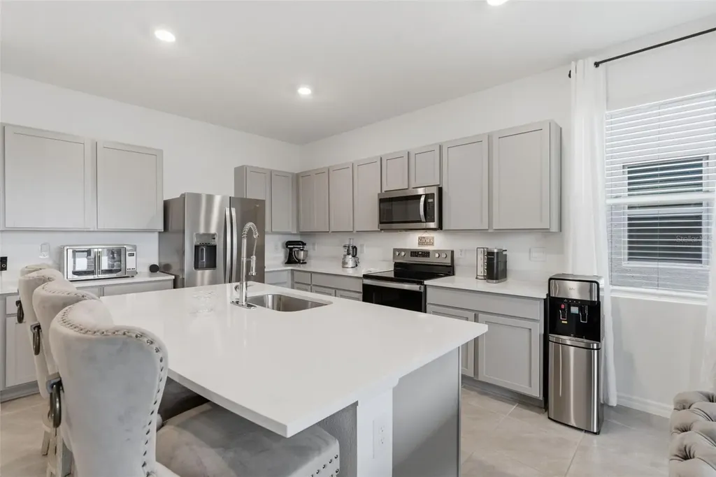 444 Mangrove Shade Circle Apollo Beach FL 33572