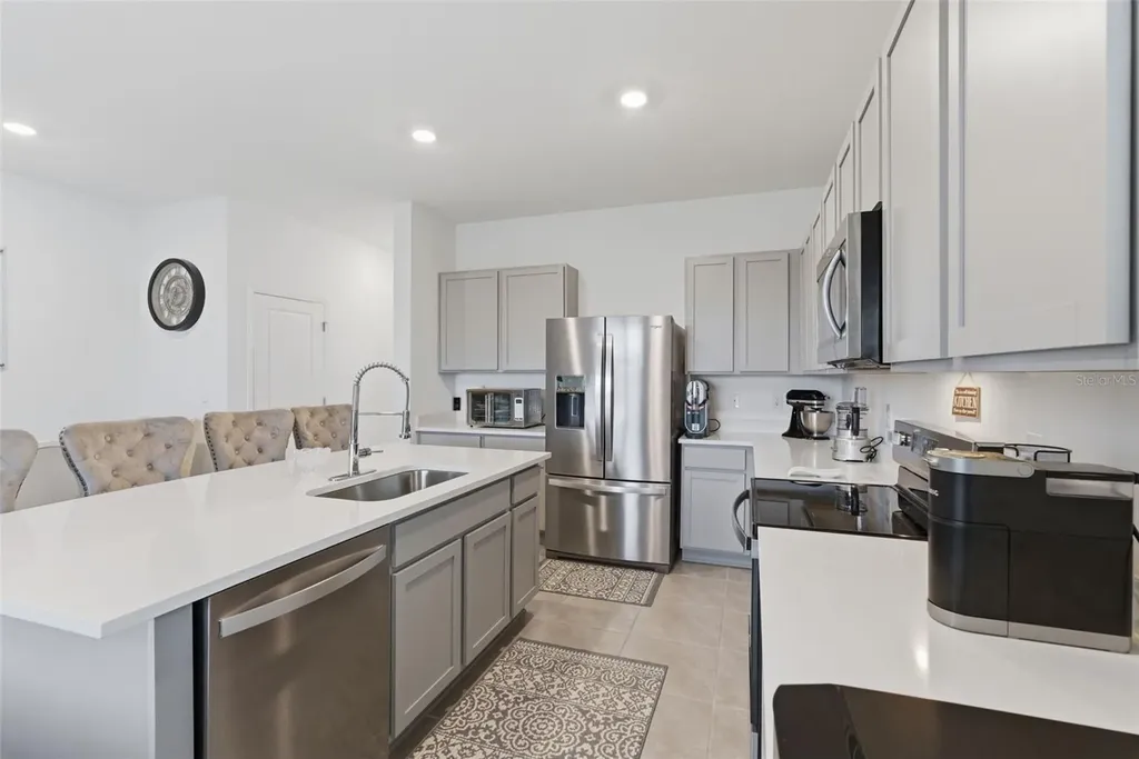 444 Mangrove Shade Circle Apollo Beach FL 33572