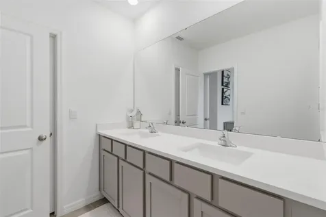 444 Mangrove Shade Circle Apollo Beach FL 33572
