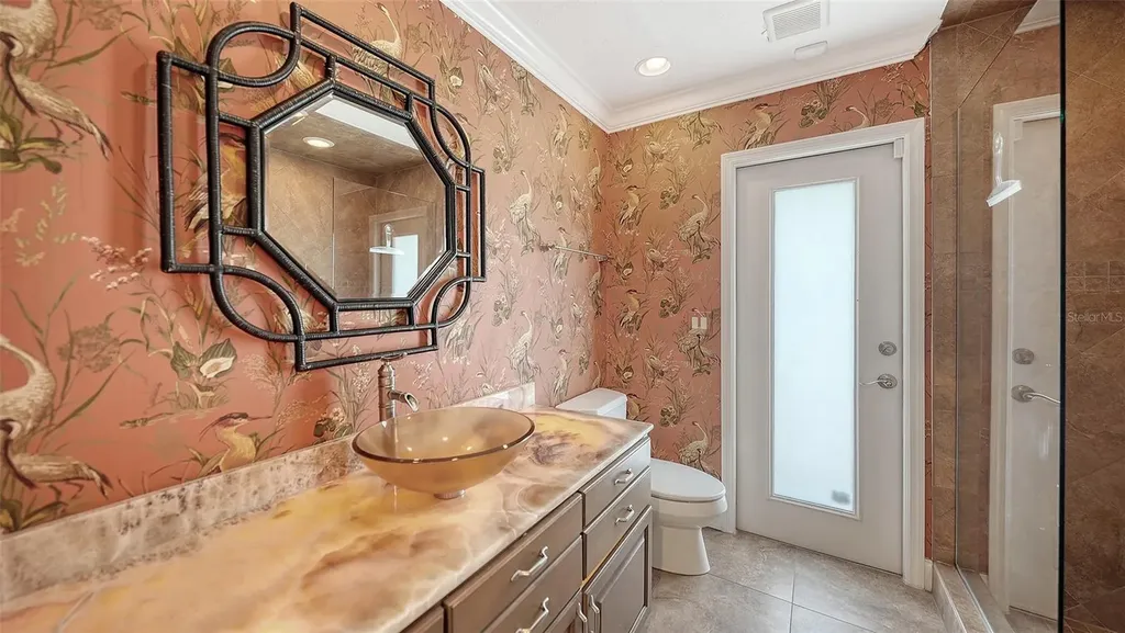 6921 Country Lakes Circle Sarasota FL 34243
