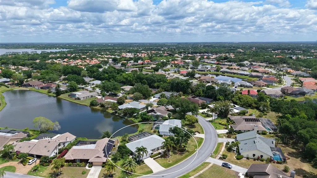6921 Country Lakes Circle Sarasota FL 34243