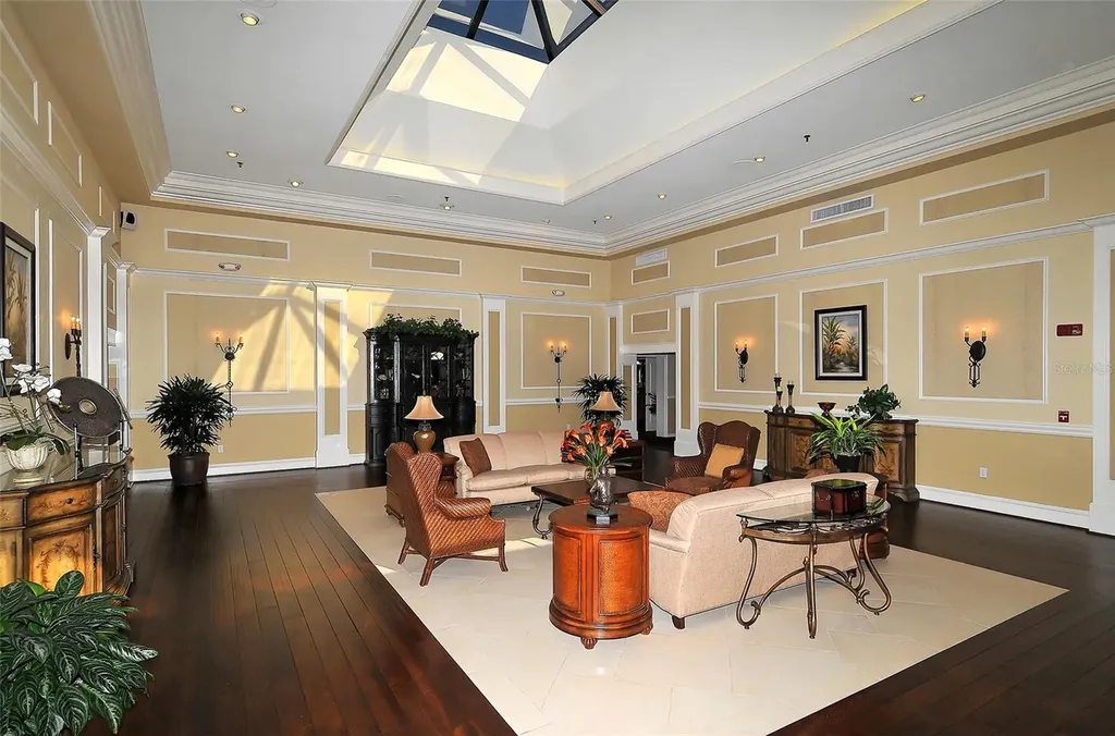 6921 Country Lakes Circle Sarasota FL 34243