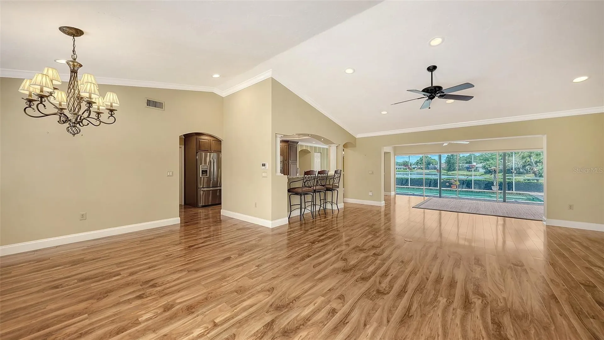 6921 Country Lakes Circle Sarasota FL 34243