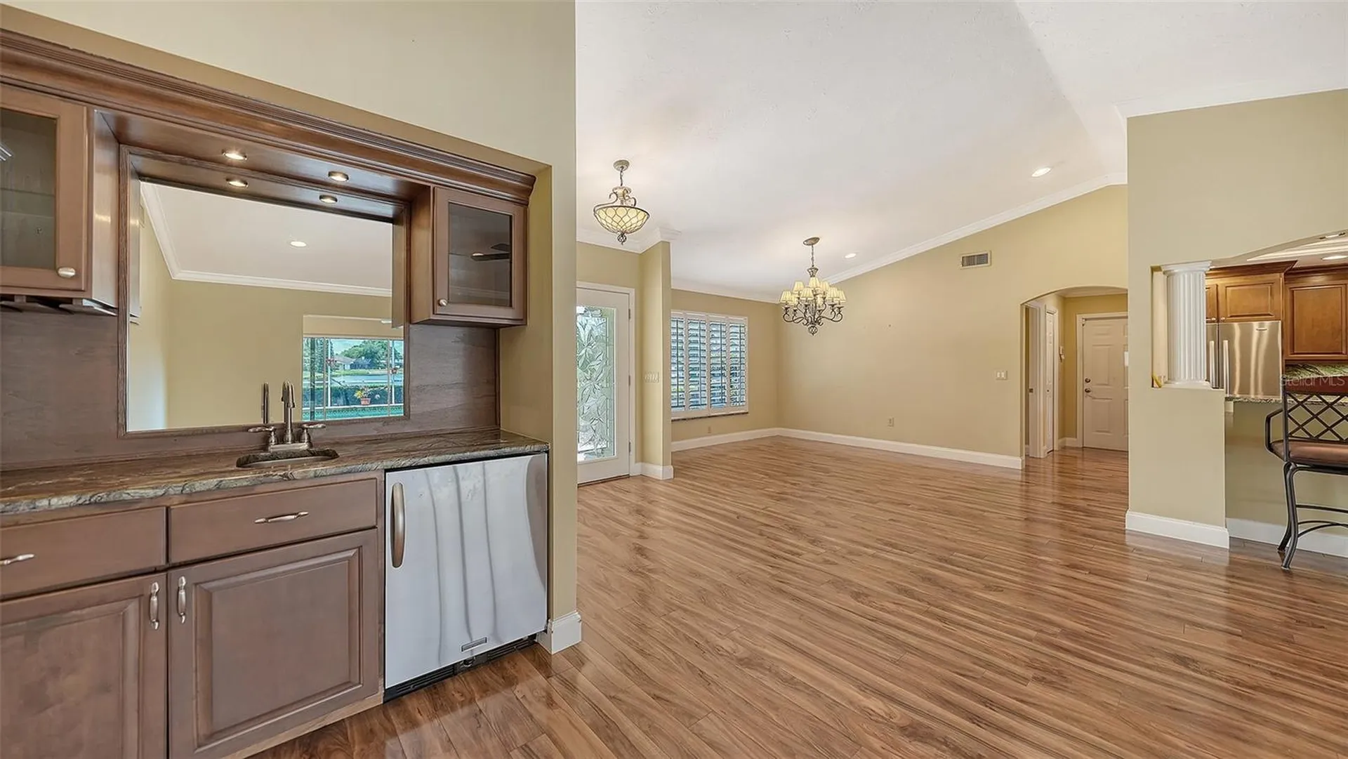 6921 Country Lakes Circle Sarasota FL 34243