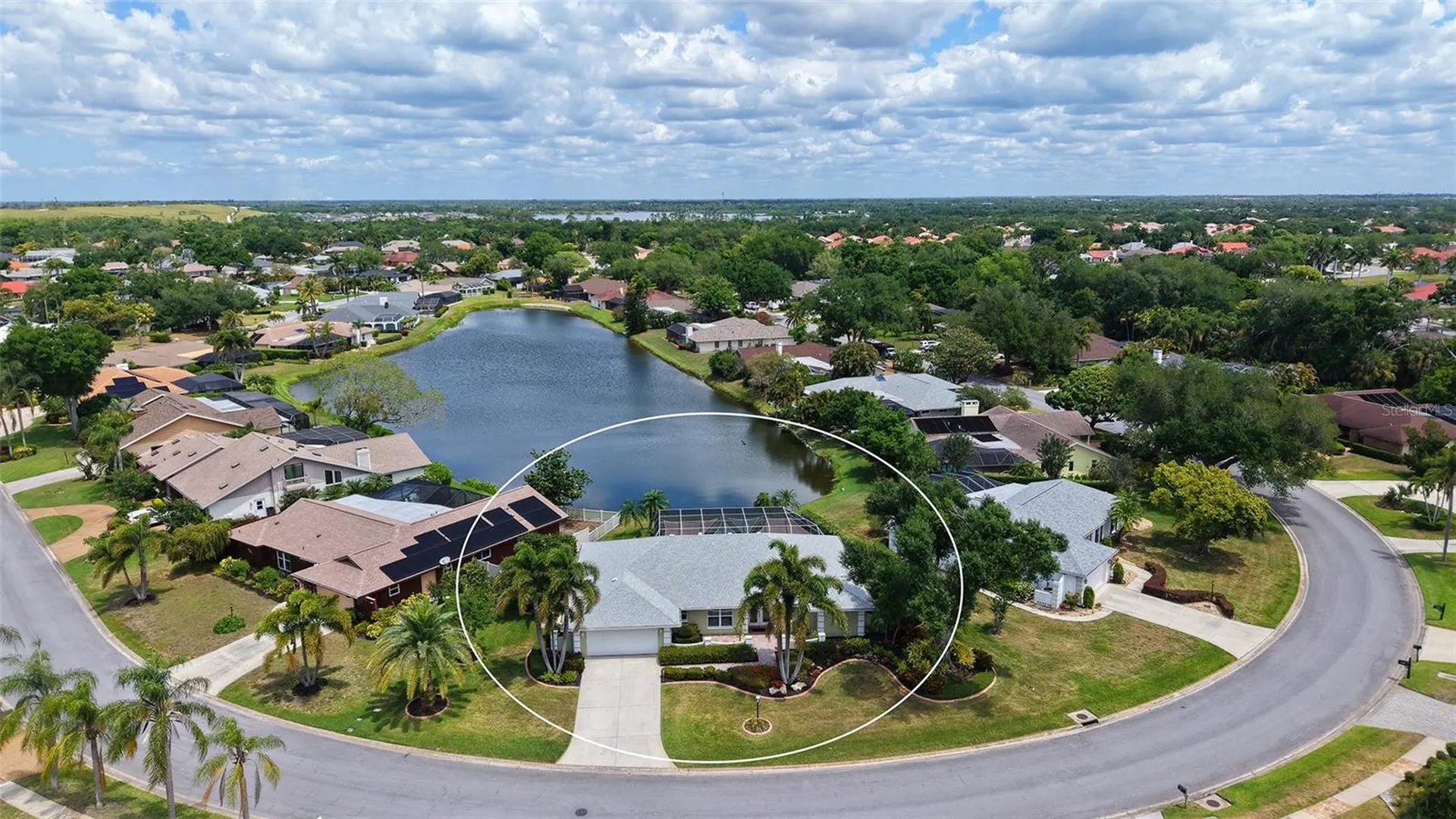 6921 Country Lakes Circle Sarasota FL 34243