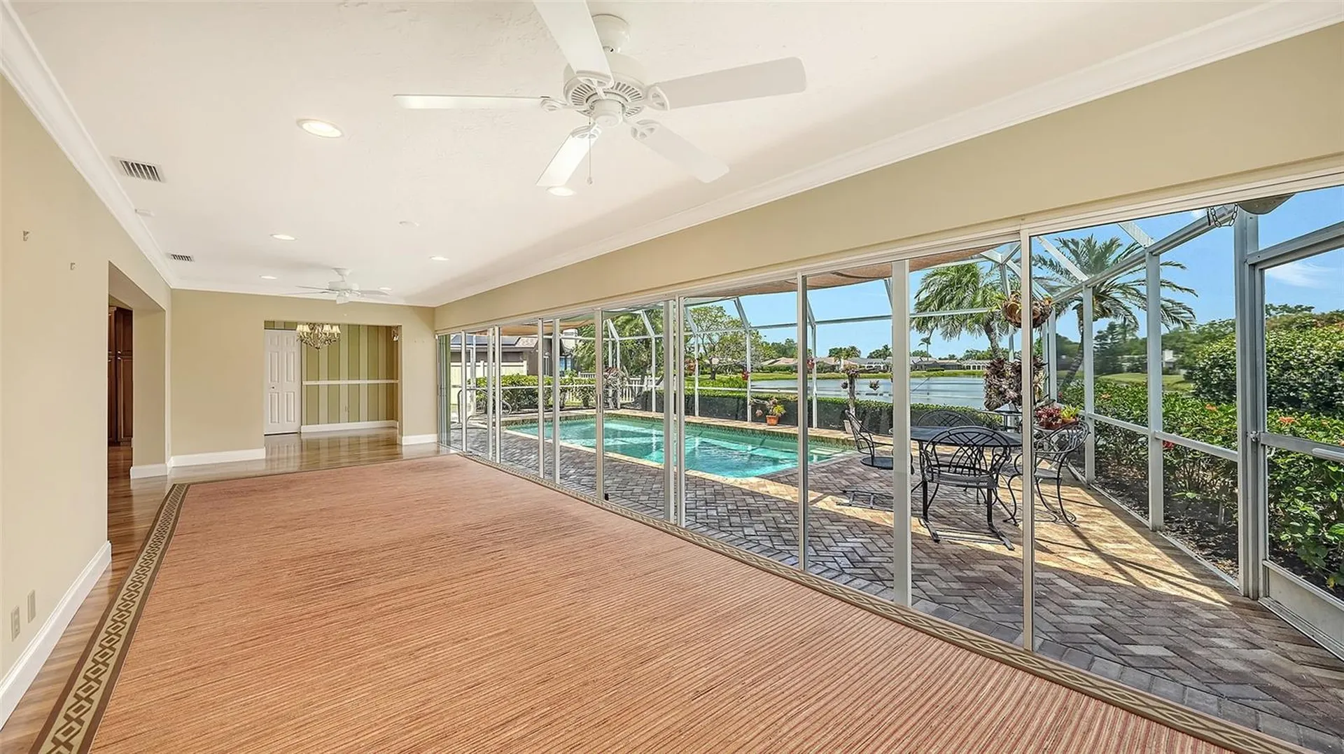 6921 Country Lakes Circle Sarasota FL 34243