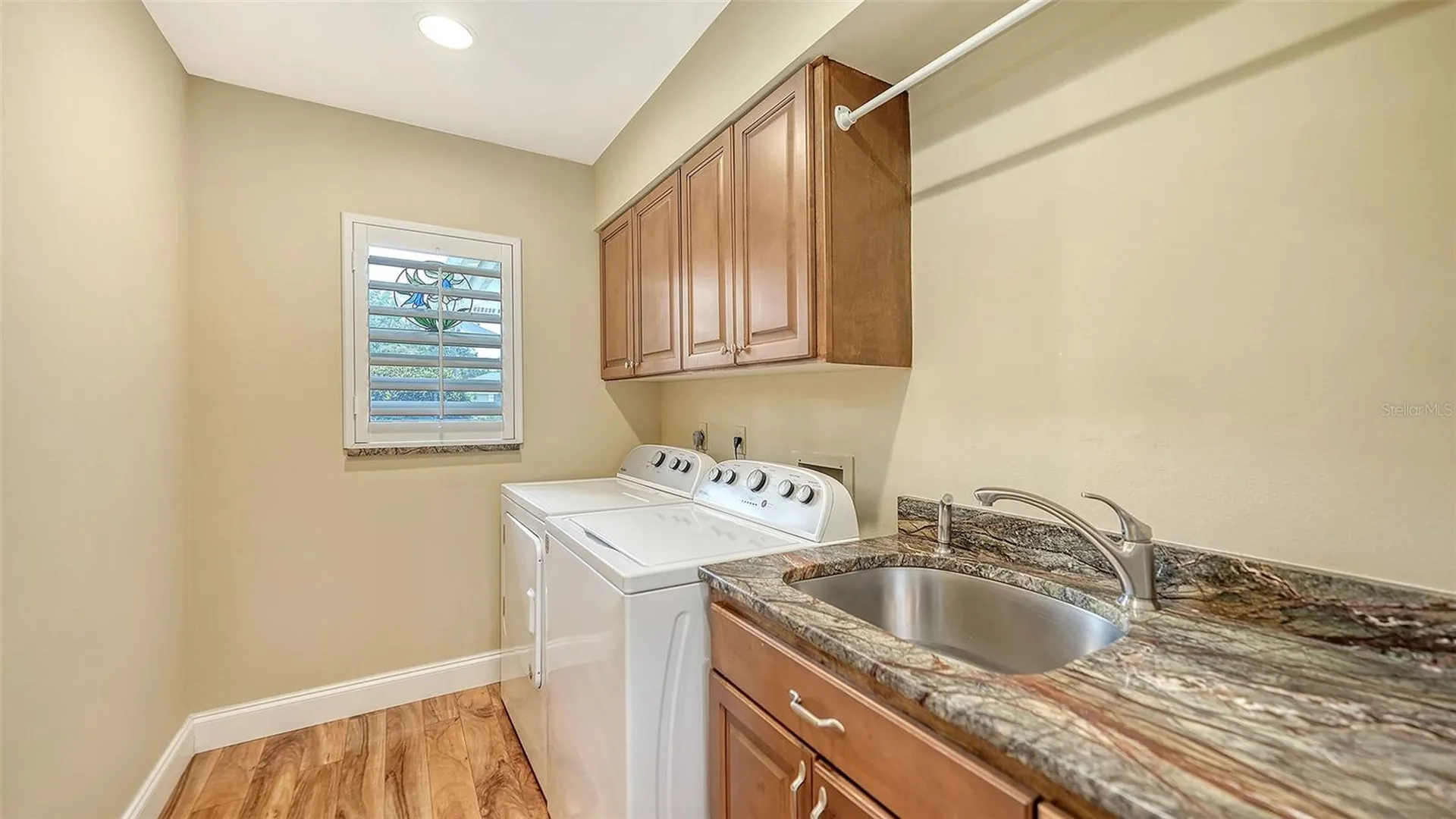 6921 Country Lakes Circle Sarasota FL 34243