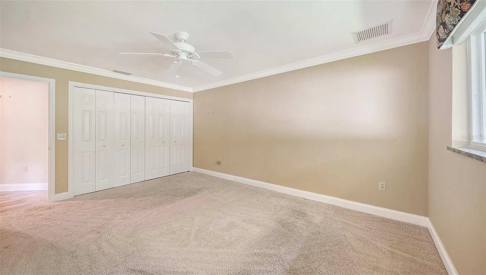 6921 Country Lakes Circle Sarasota FL 34243