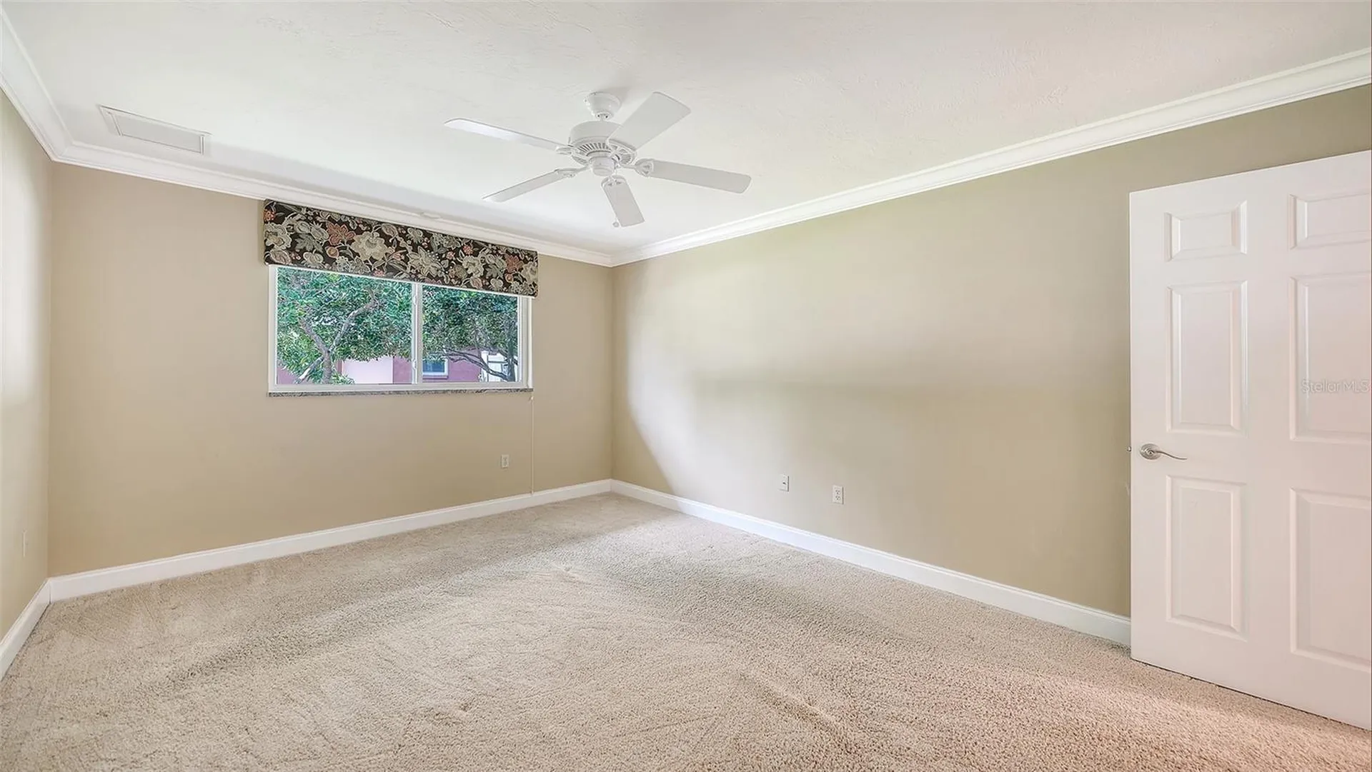 6921 Country Lakes Circle Sarasota FL 34243