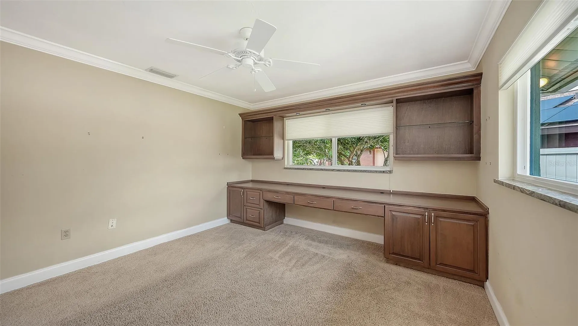 6921 Country Lakes Circle Sarasota FL 34243