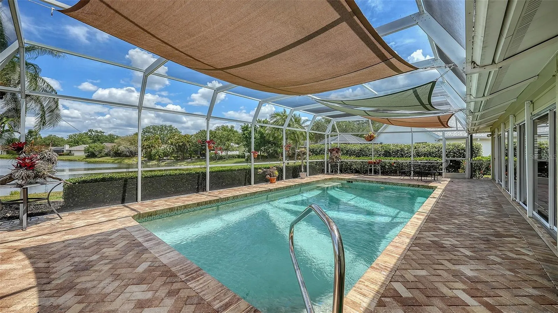 6921 Country Lakes Circle Sarasota FL 34243