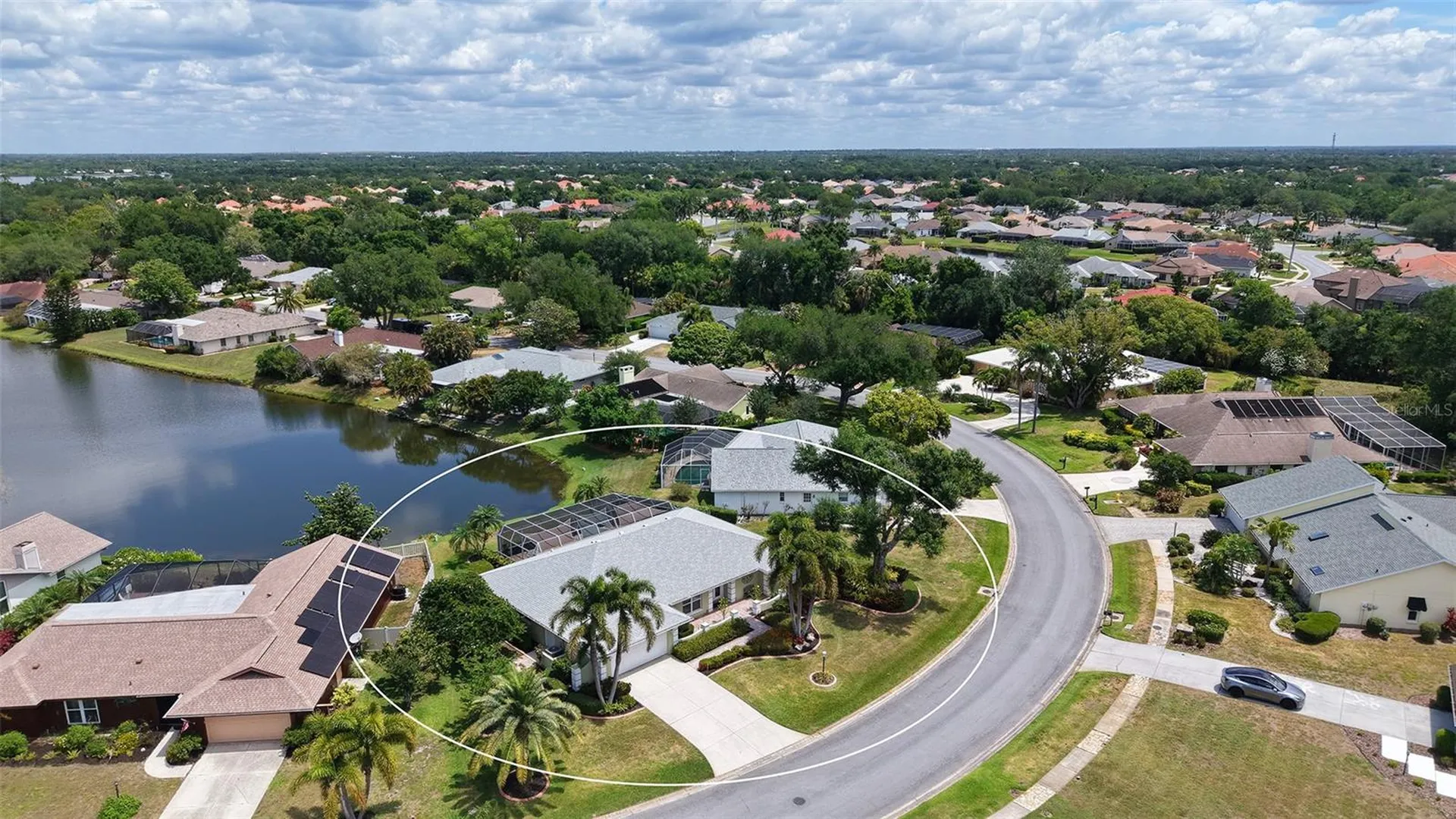 6921 Country Lakes Circle Sarasota FL 34243