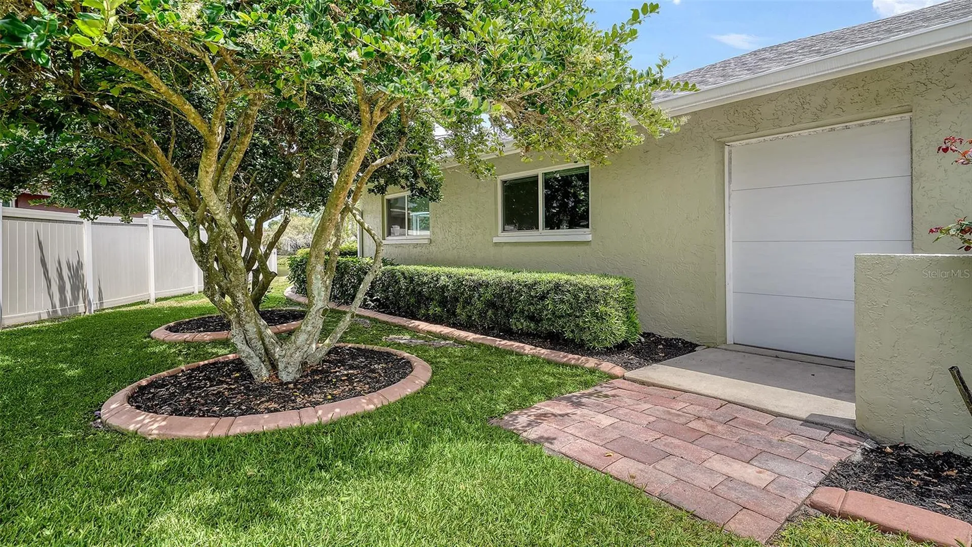 6921 Country Lakes Circle Sarasota FL 34243