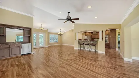 6921 Country Lakes Circle Sarasota FL 34243