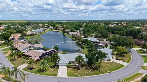 6921 Country Lakes Circle Sarasota FL 34243
