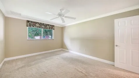6921 Country Lakes Circle Sarasota FL 34243