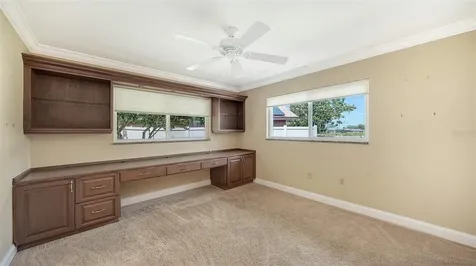 6921 Country Lakes Circle Sarasota FL 34243