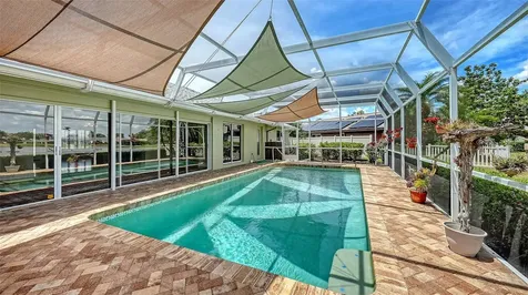 6921 Country Lakes Circle Sarasota FL 34243
