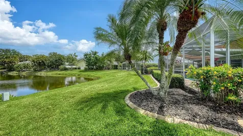 6921 Country Lakes Circle Sarasota FL 34243