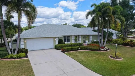6921 Country Lakes Circle Sarasota FL 34243