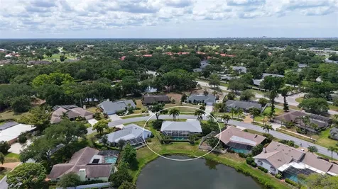 6921 Country Lakes Circle Sarasota FL 34243