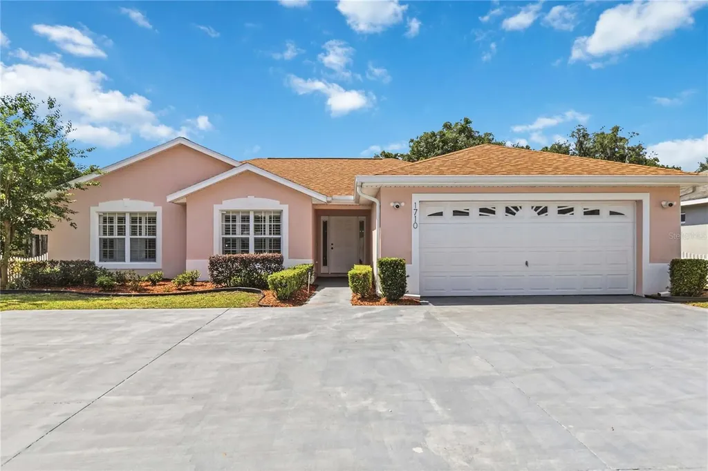 1710 Sunny Street Kissimmee FL 34741