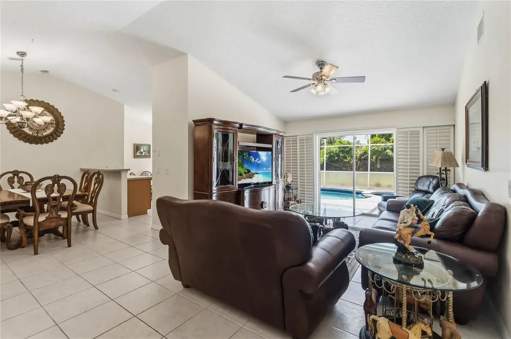 1710 Sunny Street Kissimmee FL 34741