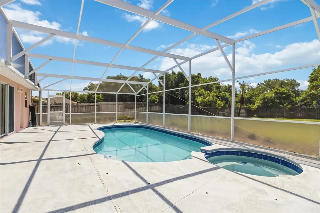1710 Sunny Street Kissimmee FL 34741