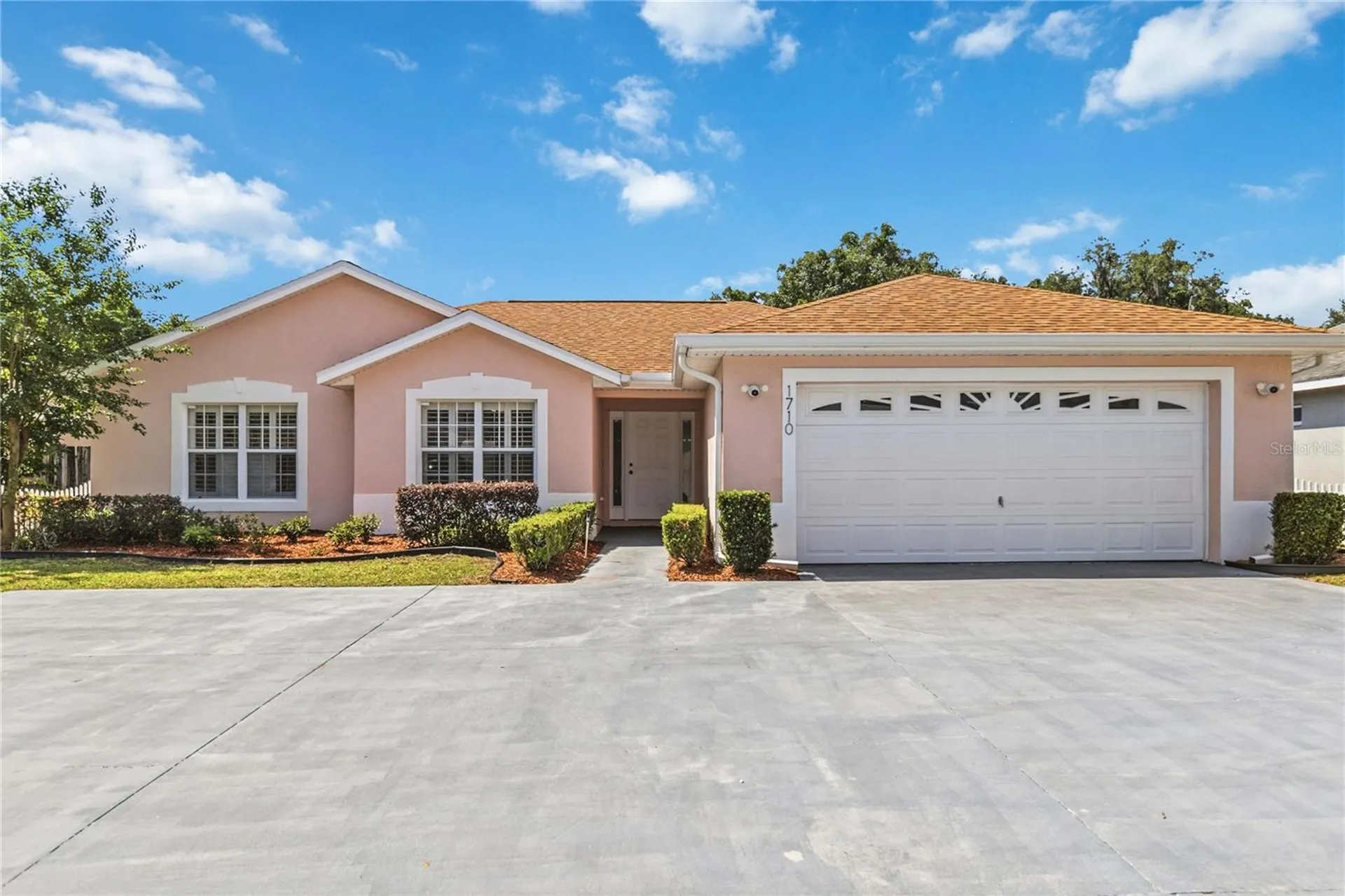 1710 Sunny Street Kissimmee FL 34741