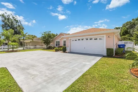 1710 Sunny Street Kissimmee FL 34741