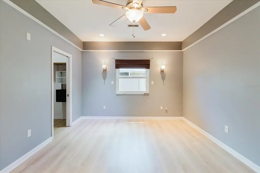 2009 Peppertree Court Oldsmar FL 34677