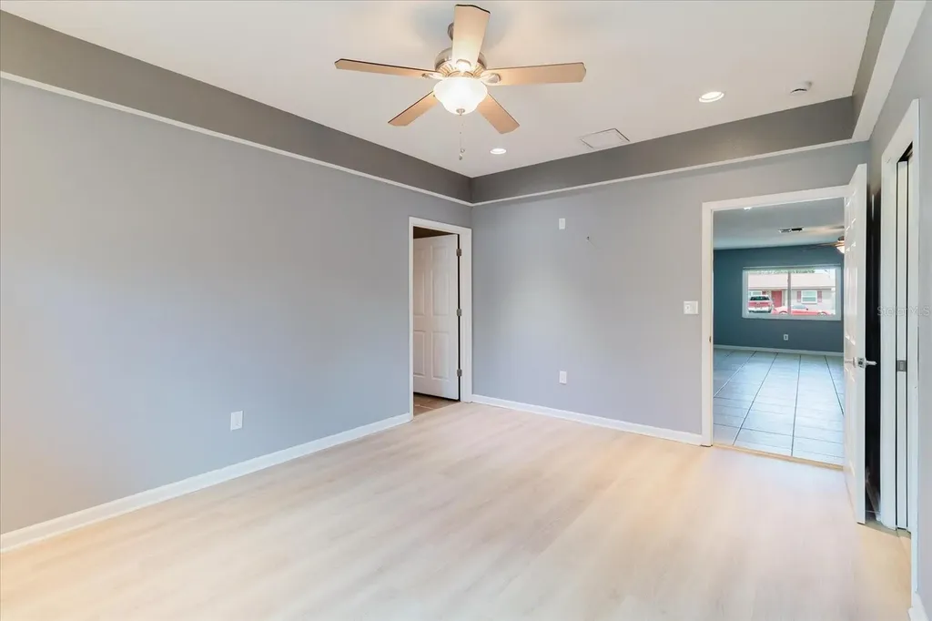 2009 Peppertree Court Oldsmar FL 34677