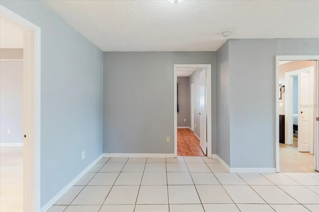 2009 Peppertree Court Oldsmar FL 34677