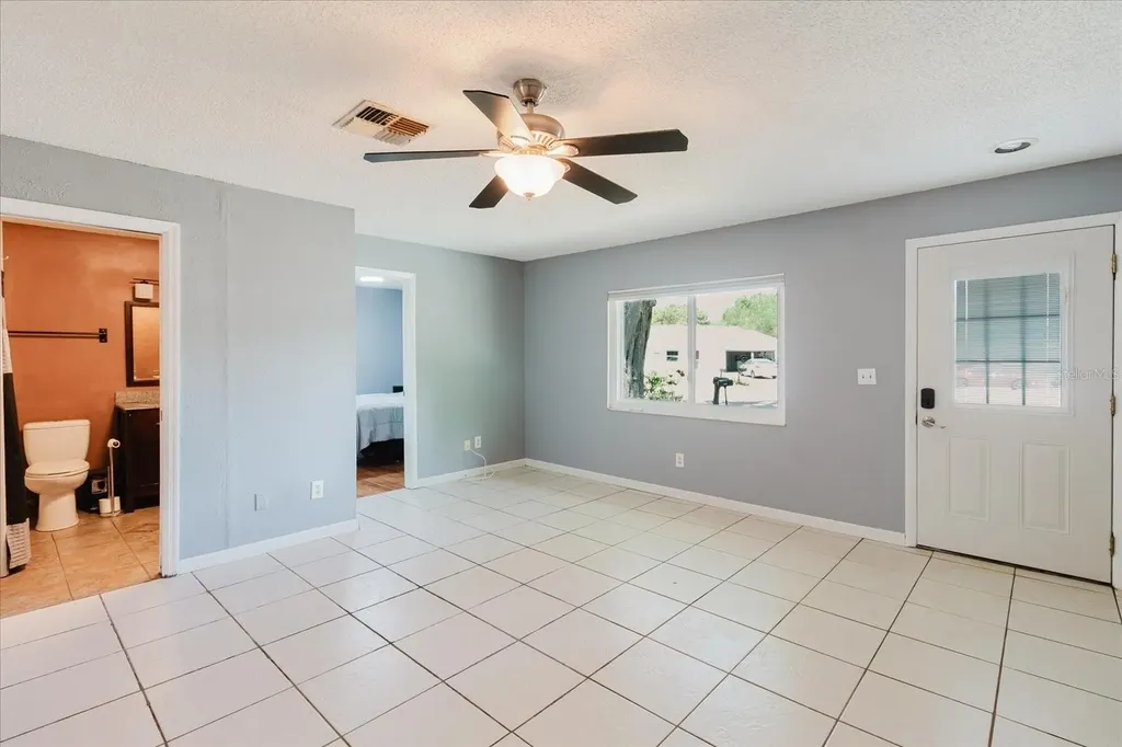 2009 Peppertree Court Oldsmar FL 34677